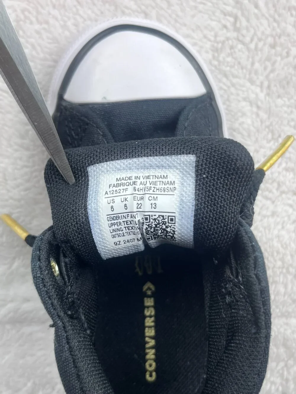 Converse Chuck Taylor All Star Street High Top Sneakers Baby Size 6 Black Gold